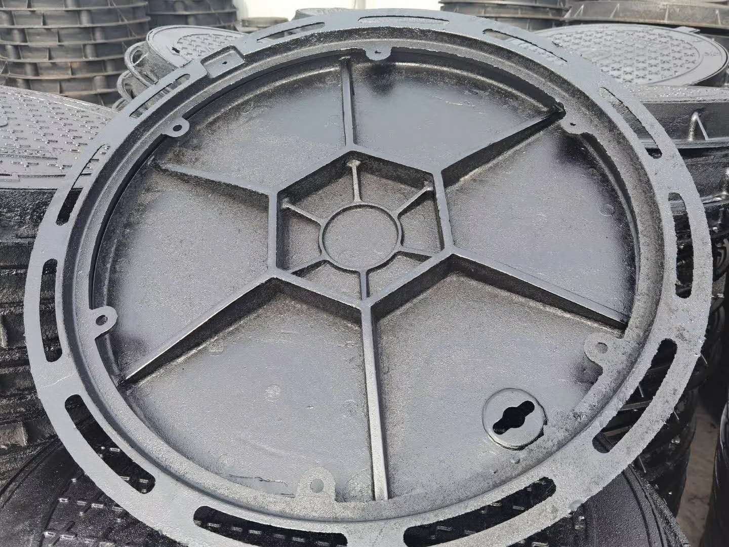 球磨铸铁井盖