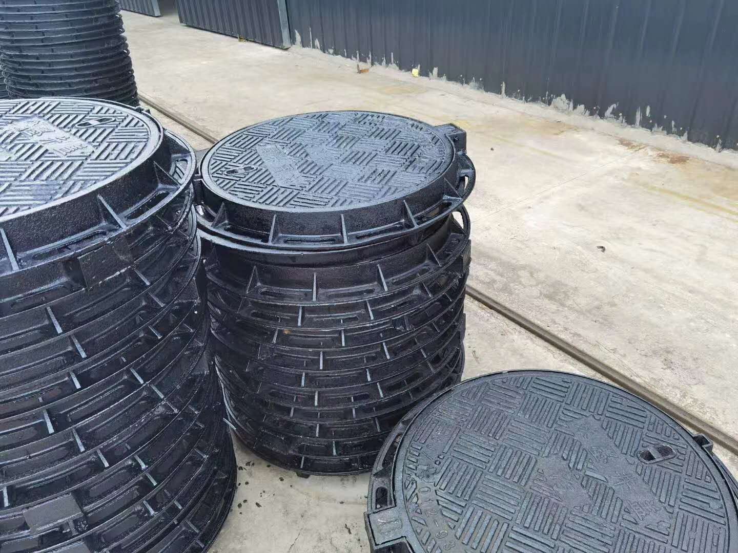 球磨铸铁井盖
